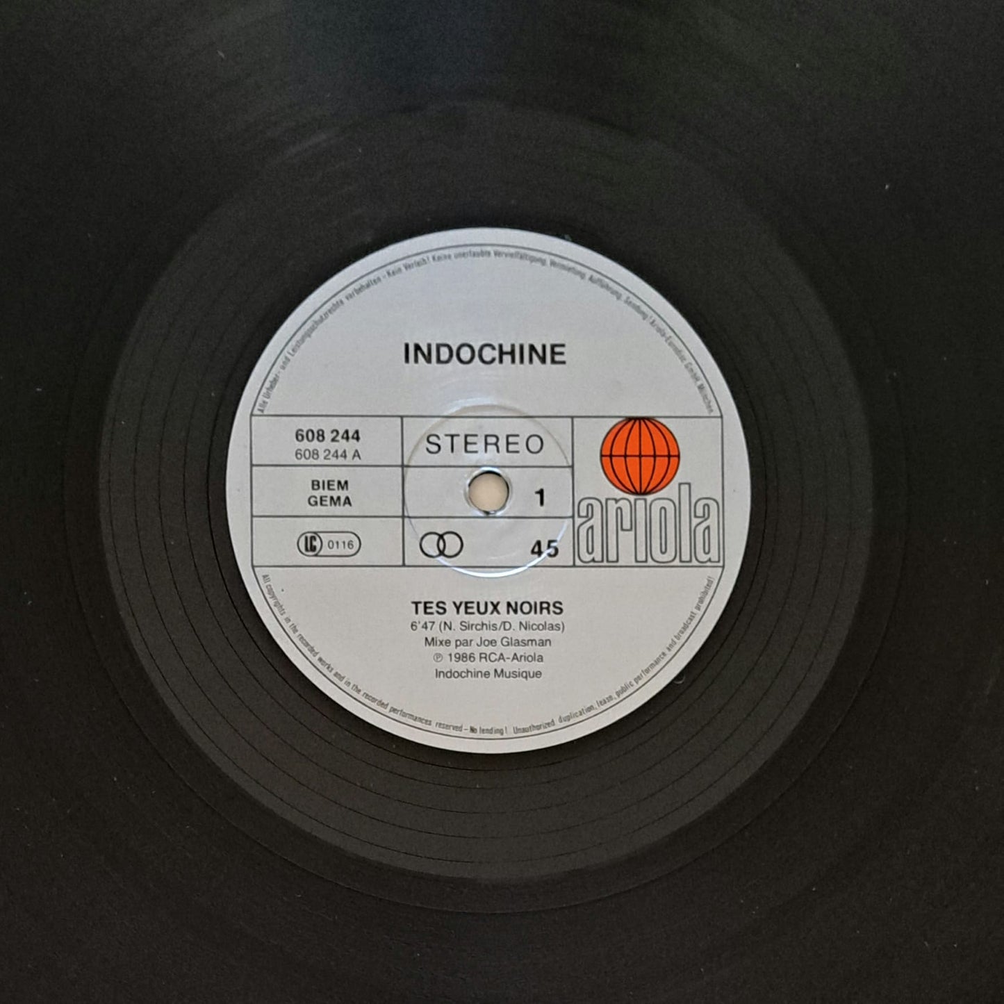 INDOCHINE - Tes Yeux Noirs
