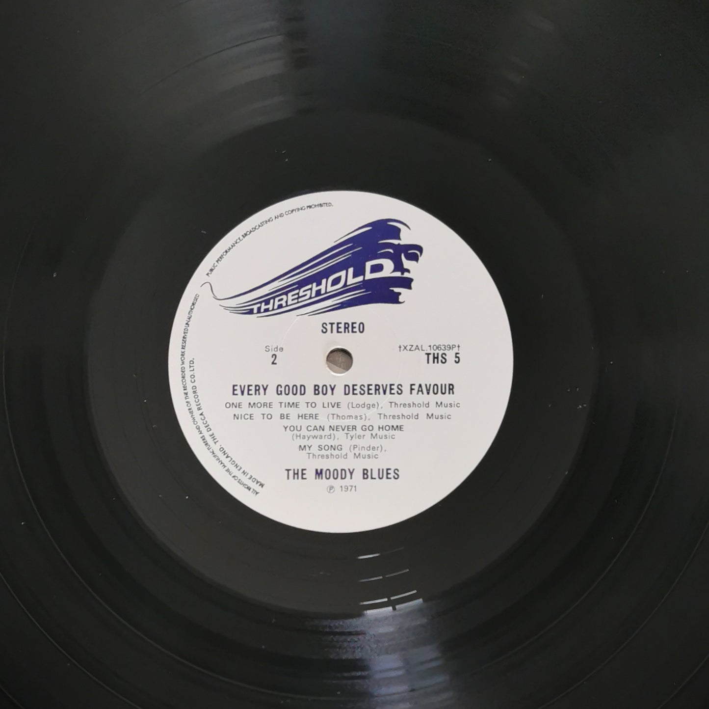 THE MOODY BLUES - Every Good Boy Deserves Favour (pressage UK)