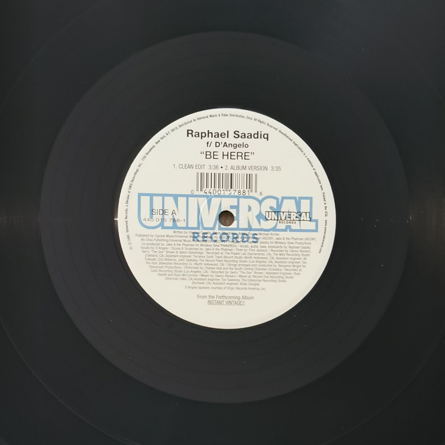 RAPHAEL SAADIQ Feat. D'ANGELO - Be Here