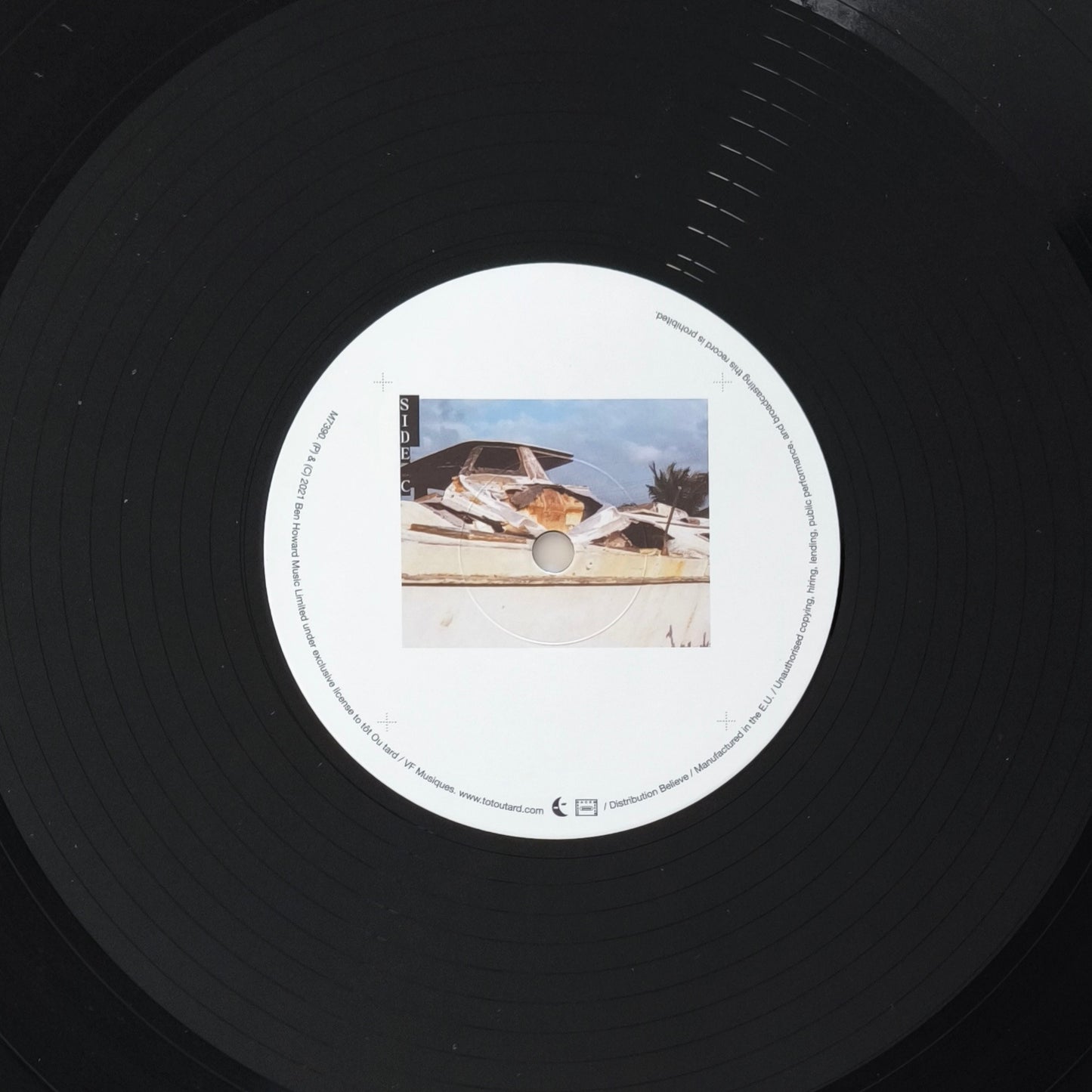 BEN HOWARD - Collections From The Whiteout
