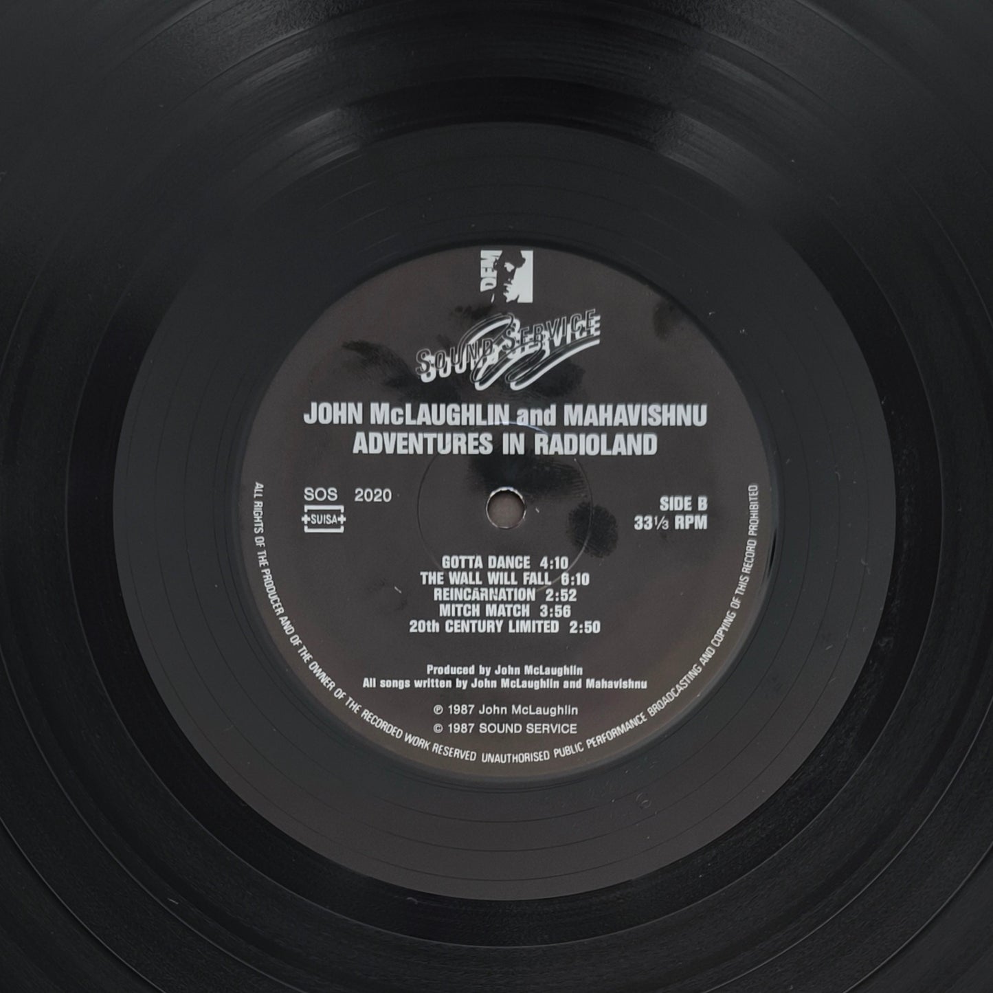 JOHN McLAUGHLIN and MAHAVISHNU - Adventures In Radioland