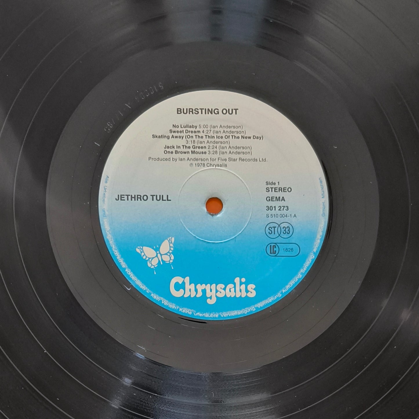 JETHRO TULL - Live - Bursting Out