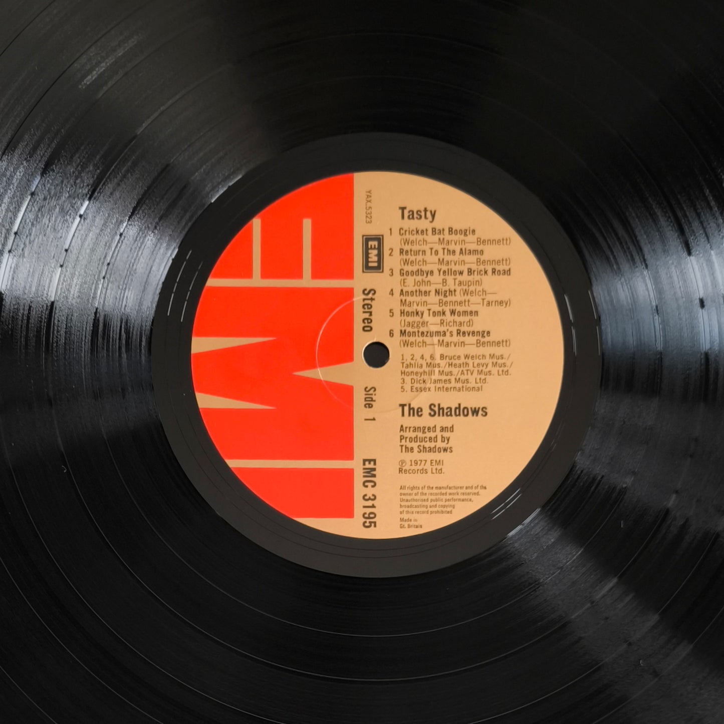 THE SHADOWS - Tasty (pressage UK)