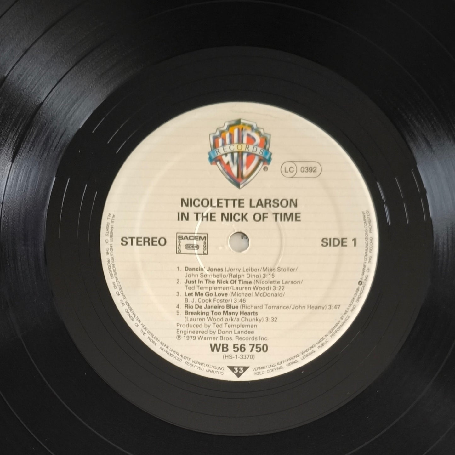 NICOLETTE LARSON - In The Nick Of Time