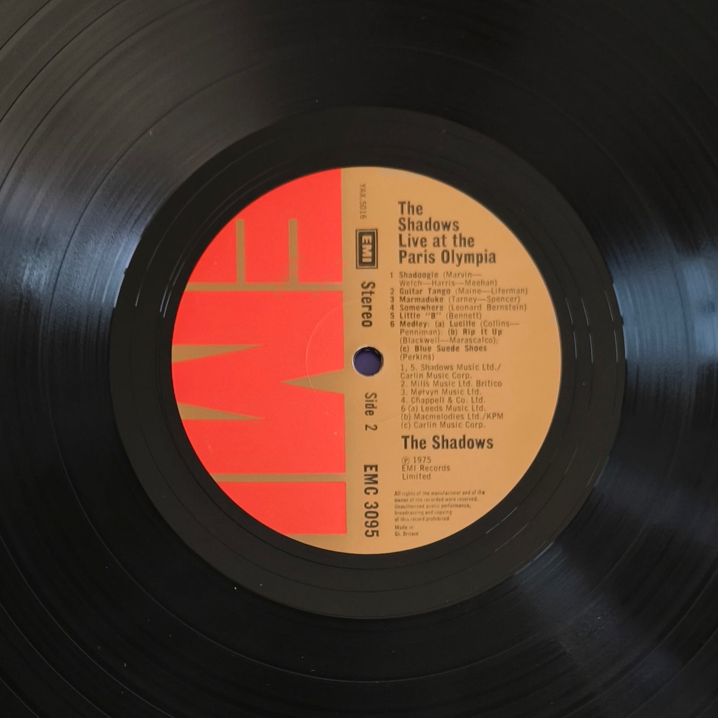 THE SHADOWS - Live At The Paris Olympia
