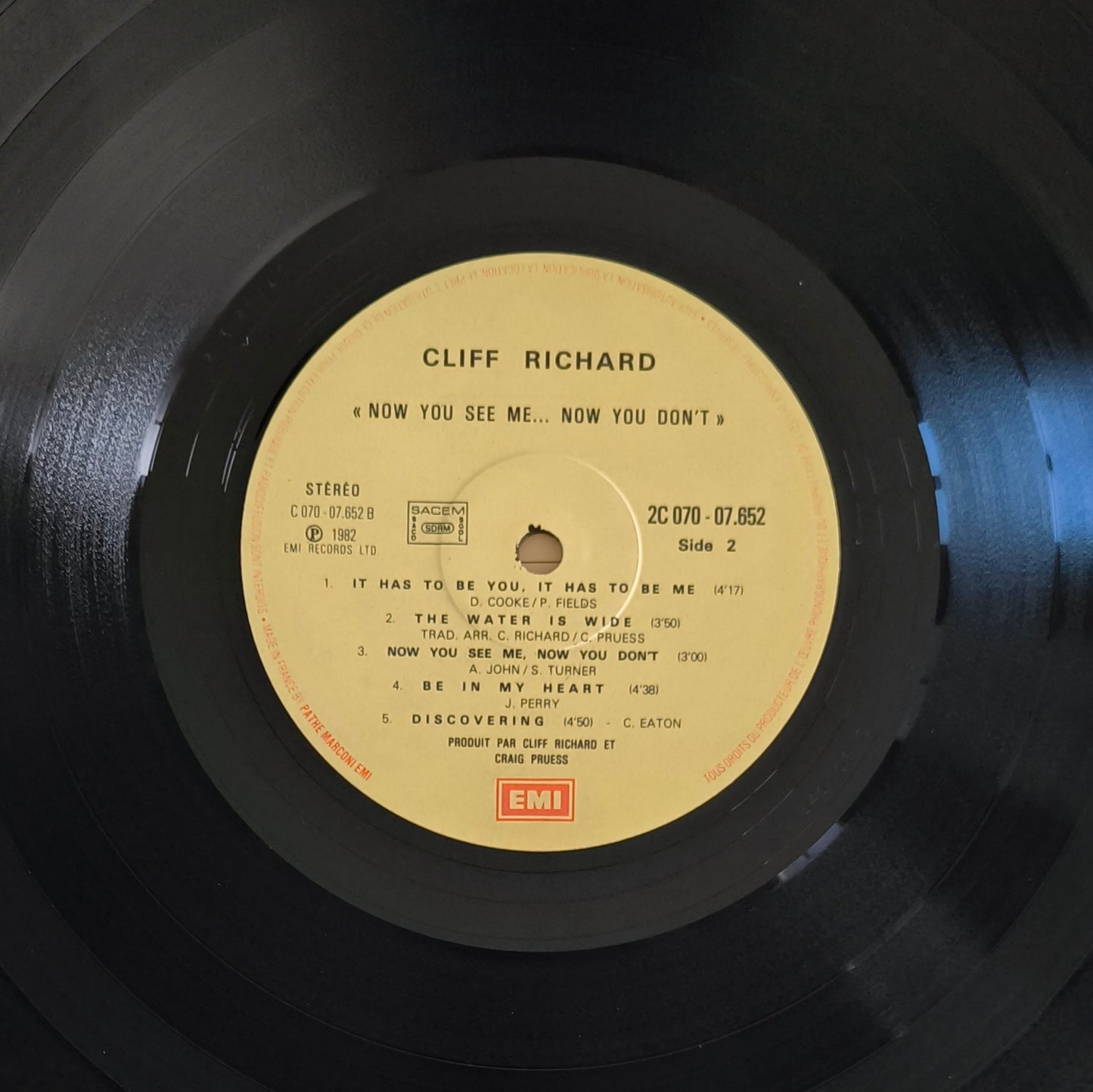 CLIFF RICHARD - Now You See Me... ...Now You Don't