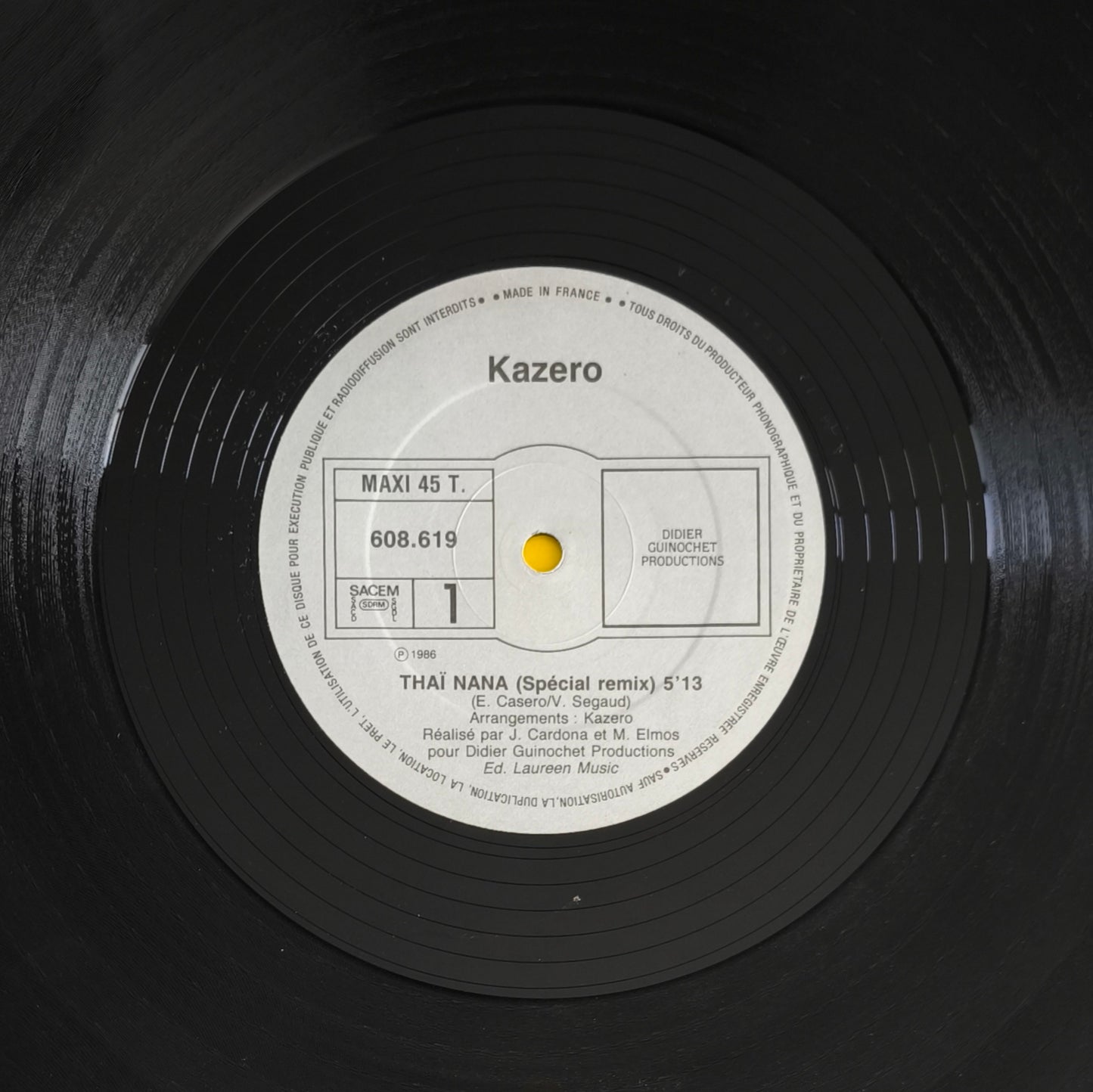 KAZERO - Thaï Nana