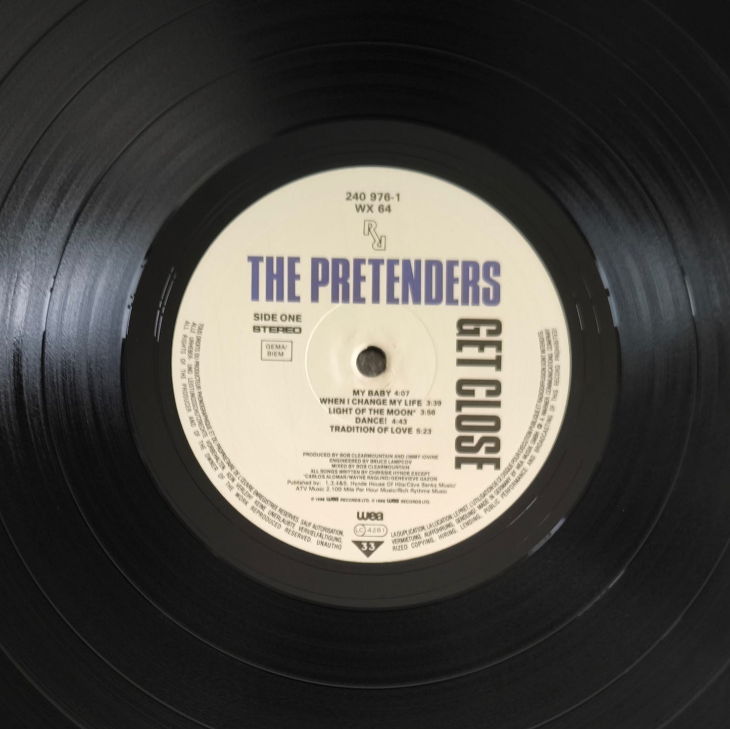 THE PRETENDERS - Get Close