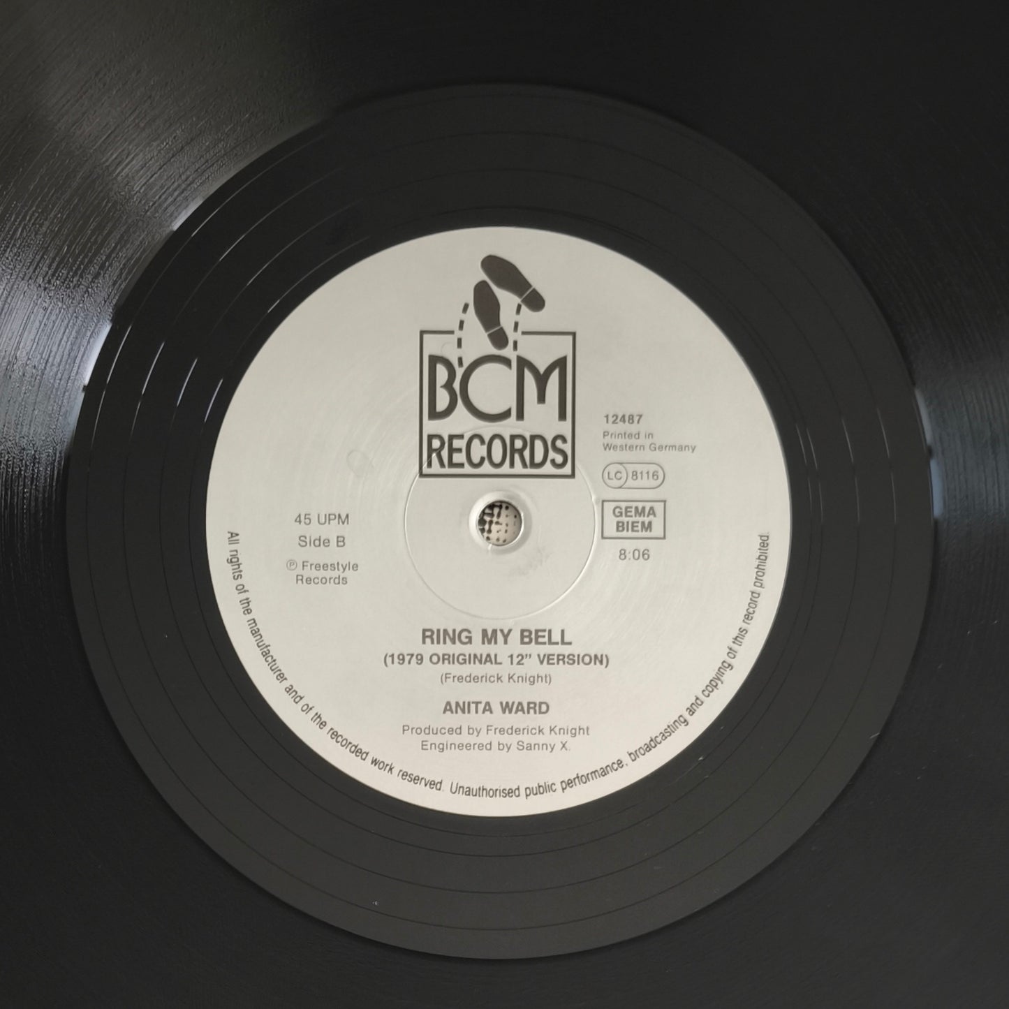 ANITA WARD - Ring My Bell (1990 Mega Remix)