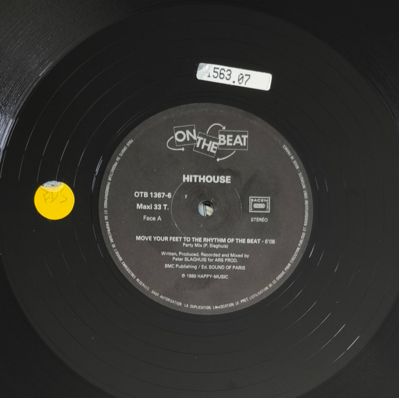 HITHOUSE - Move Your Feet To The Rhythm Of The Beat