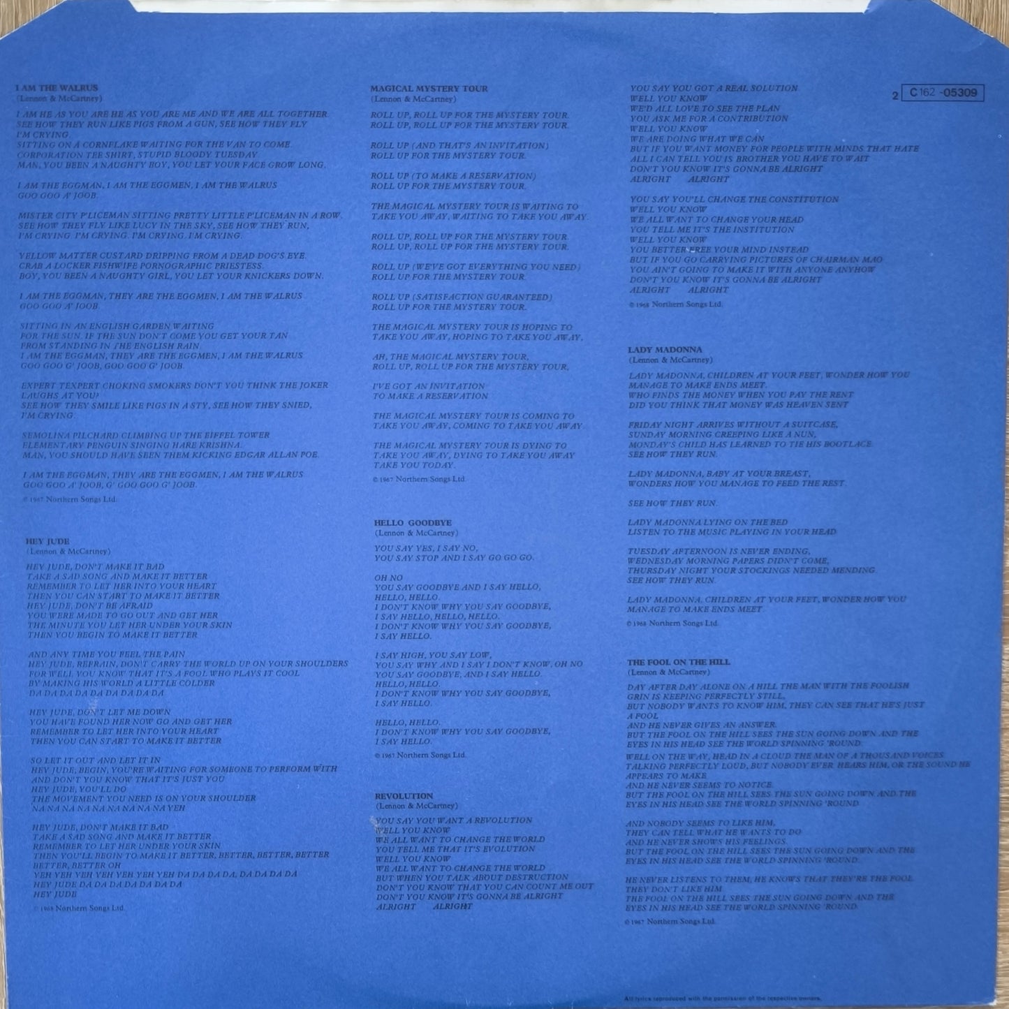 THE BEATLES - 1967-1970 (disques couleur bleu)