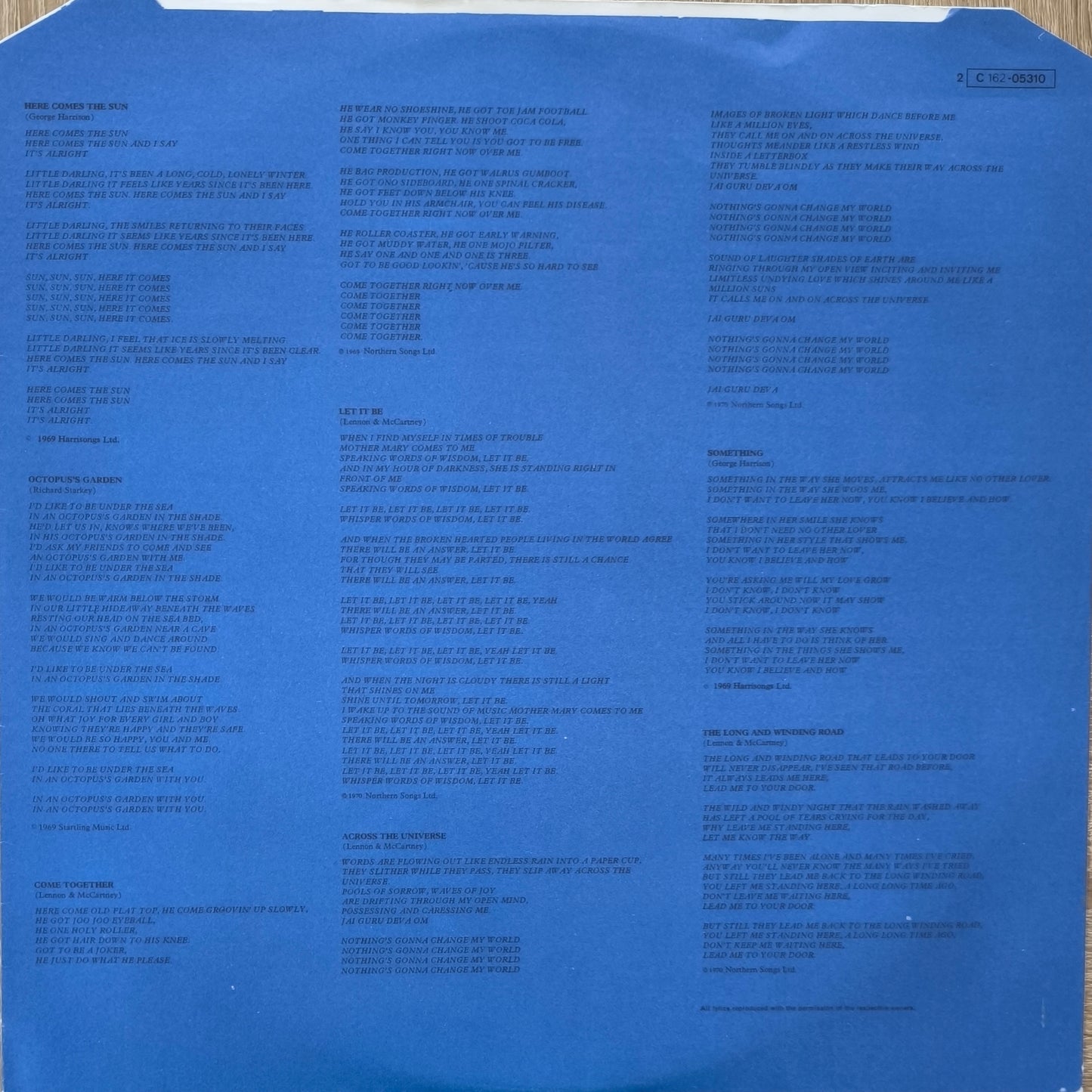 THE BEATLES - 1967-1970 (disques couleur bleu)