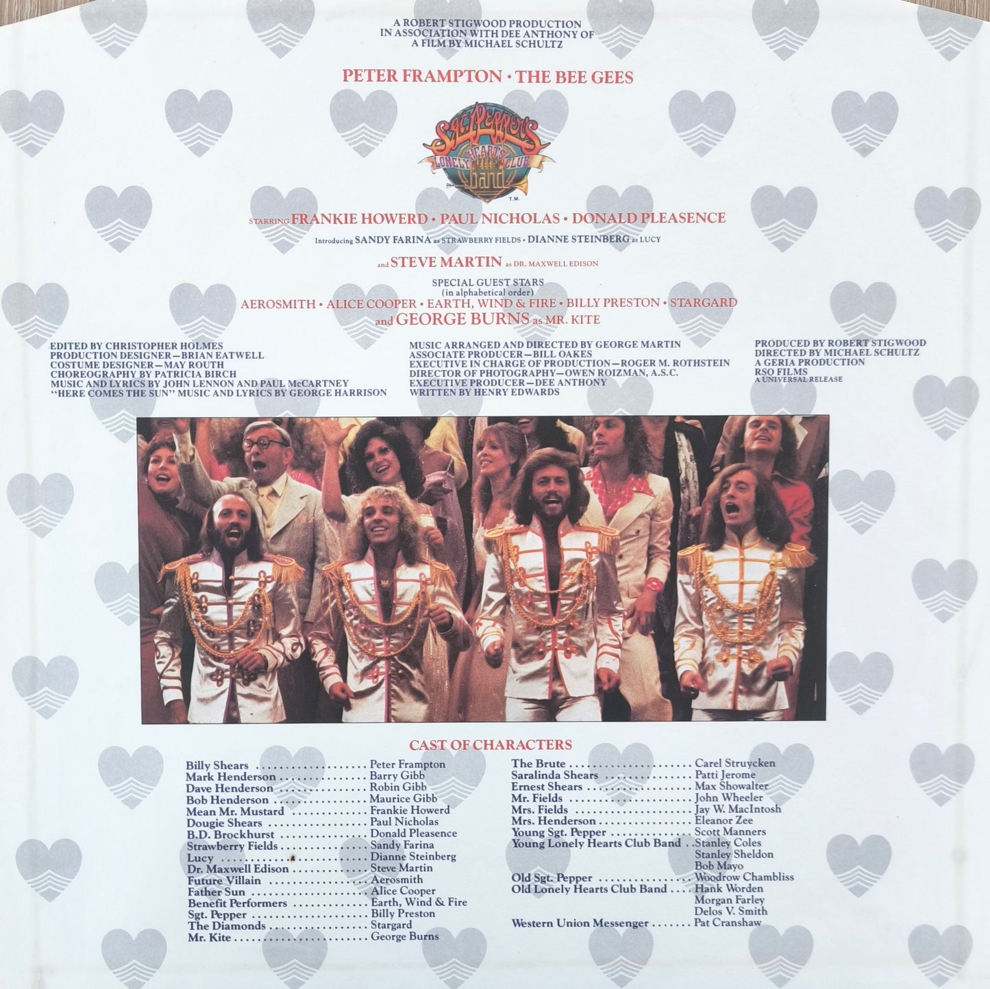 SGT. PEPPERS'S LONELY HEARTS CLUC BAND
