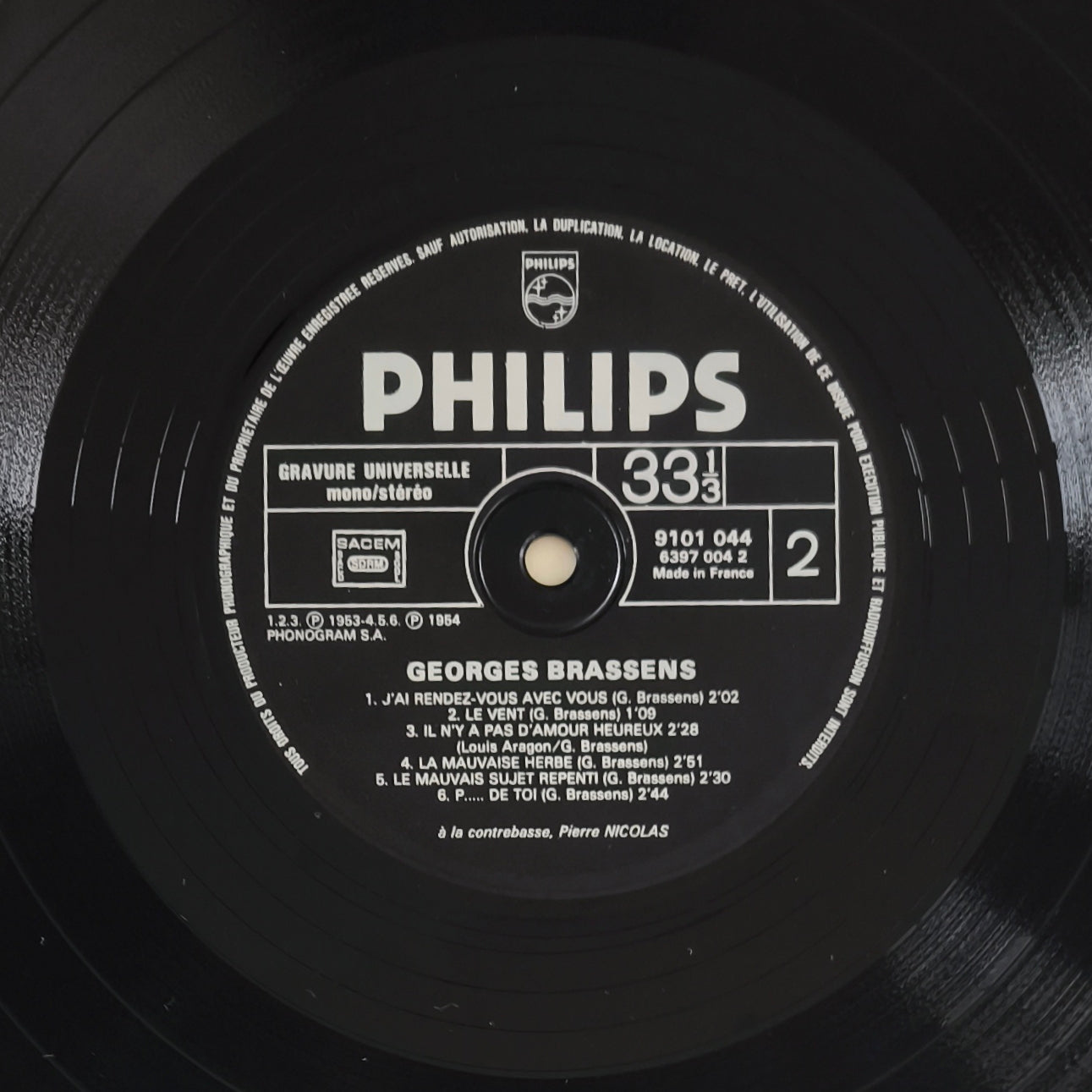 GEORGES BRASSENS - 2. Les amoureux des bancs publics