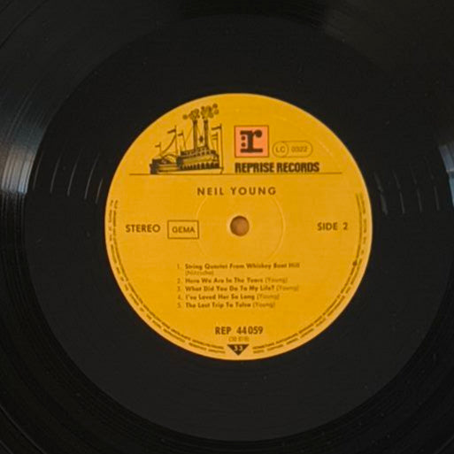 NEIL YOUNG - Neil Young