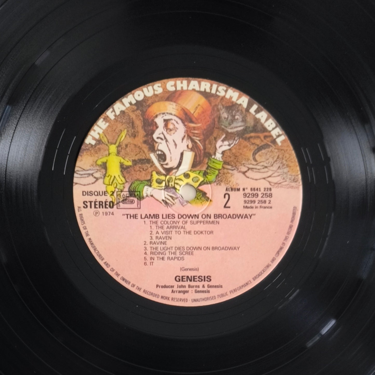 GENESIS - The Lamb Lies Down On Broadway