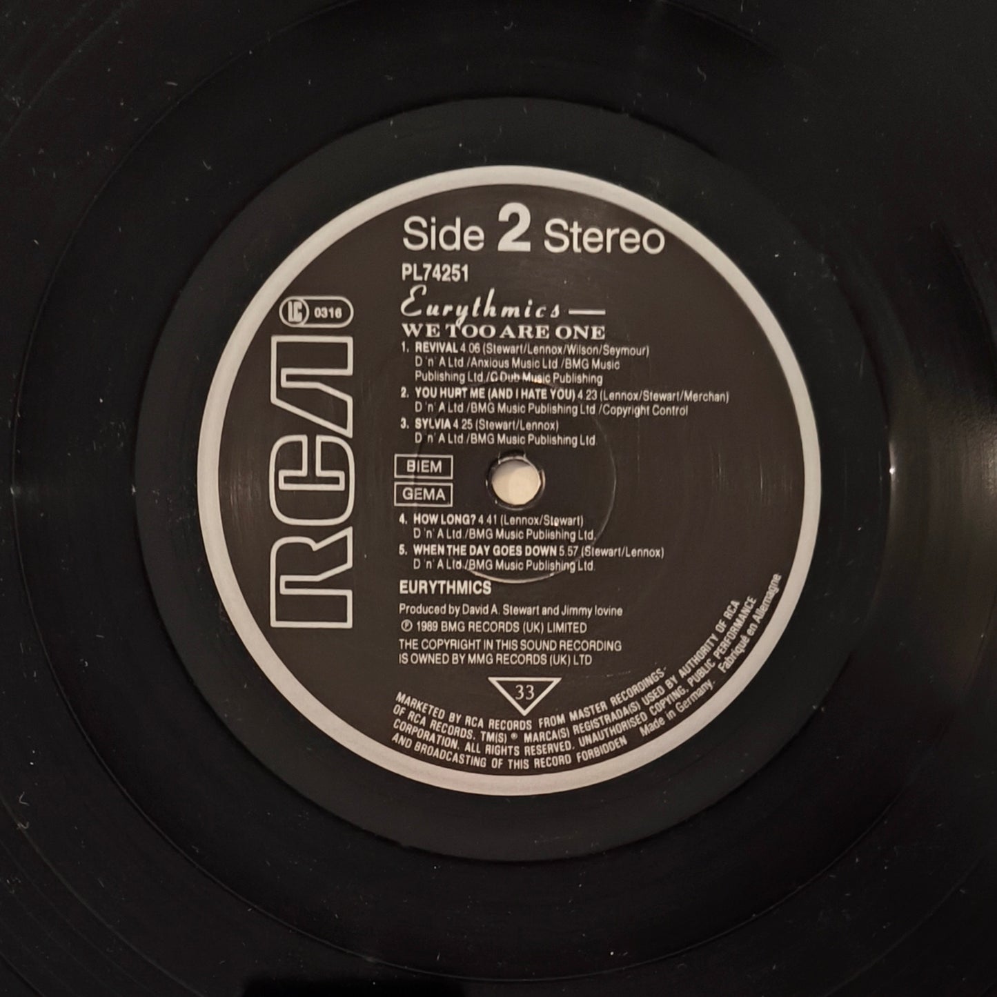 EURYTHMICS - We Too Are One