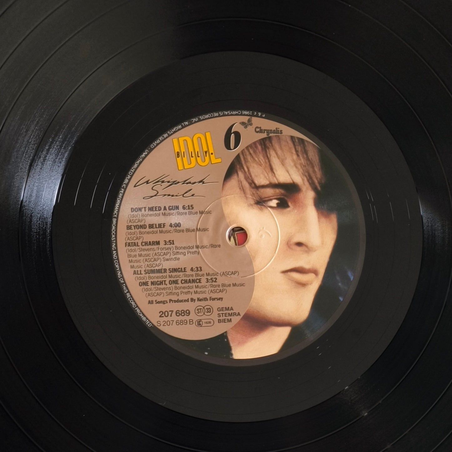 BILLY IDOL - Whiplash Smile