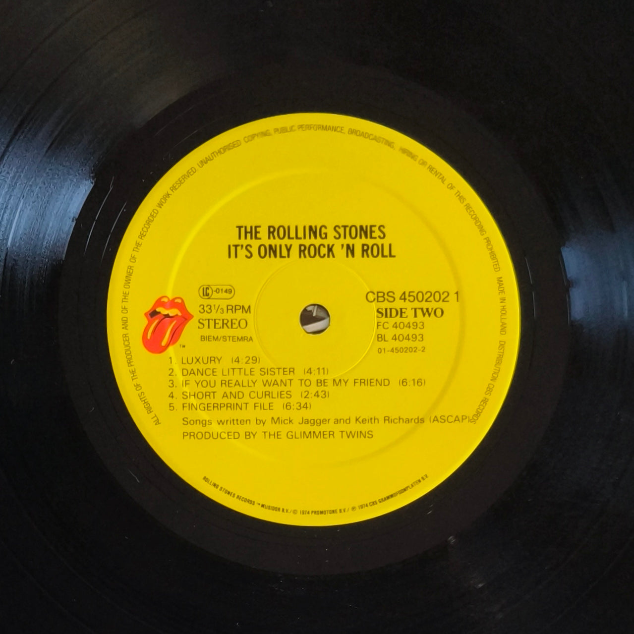 THE ROLLING STONES - It's Only Rock 'N Roll