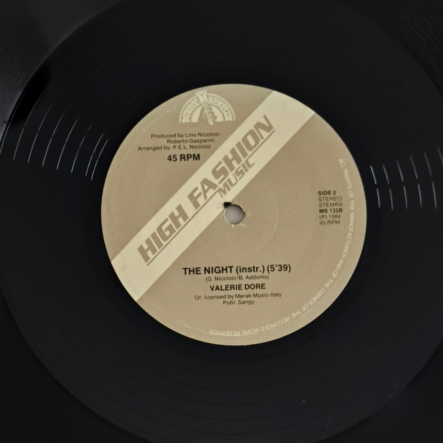 VALERIE DORE - The Night (Special Remix)