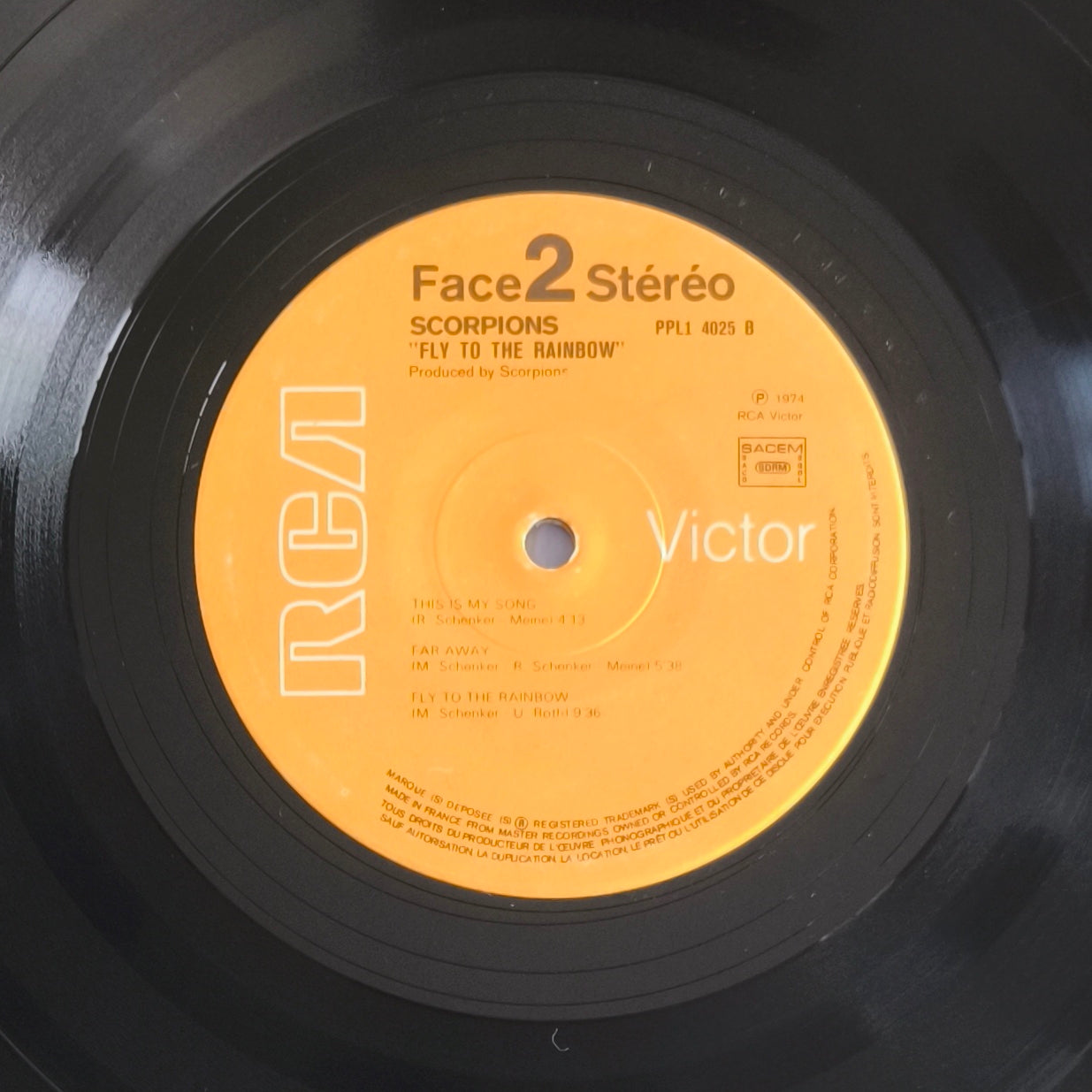 SCORPIONS - Fly To The Rainbow