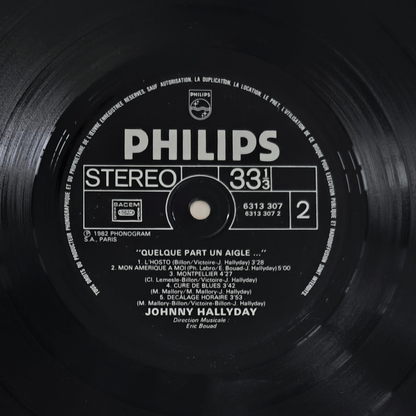 JOHNNY HALLYDAY - Quelque Part Un Aigle...