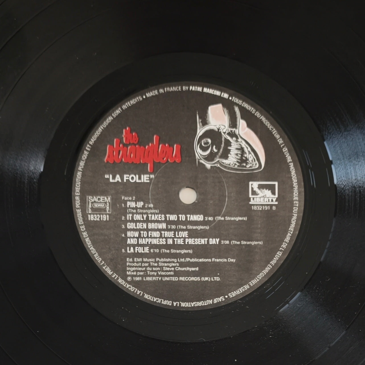 THE STRANGLERS - La Folie