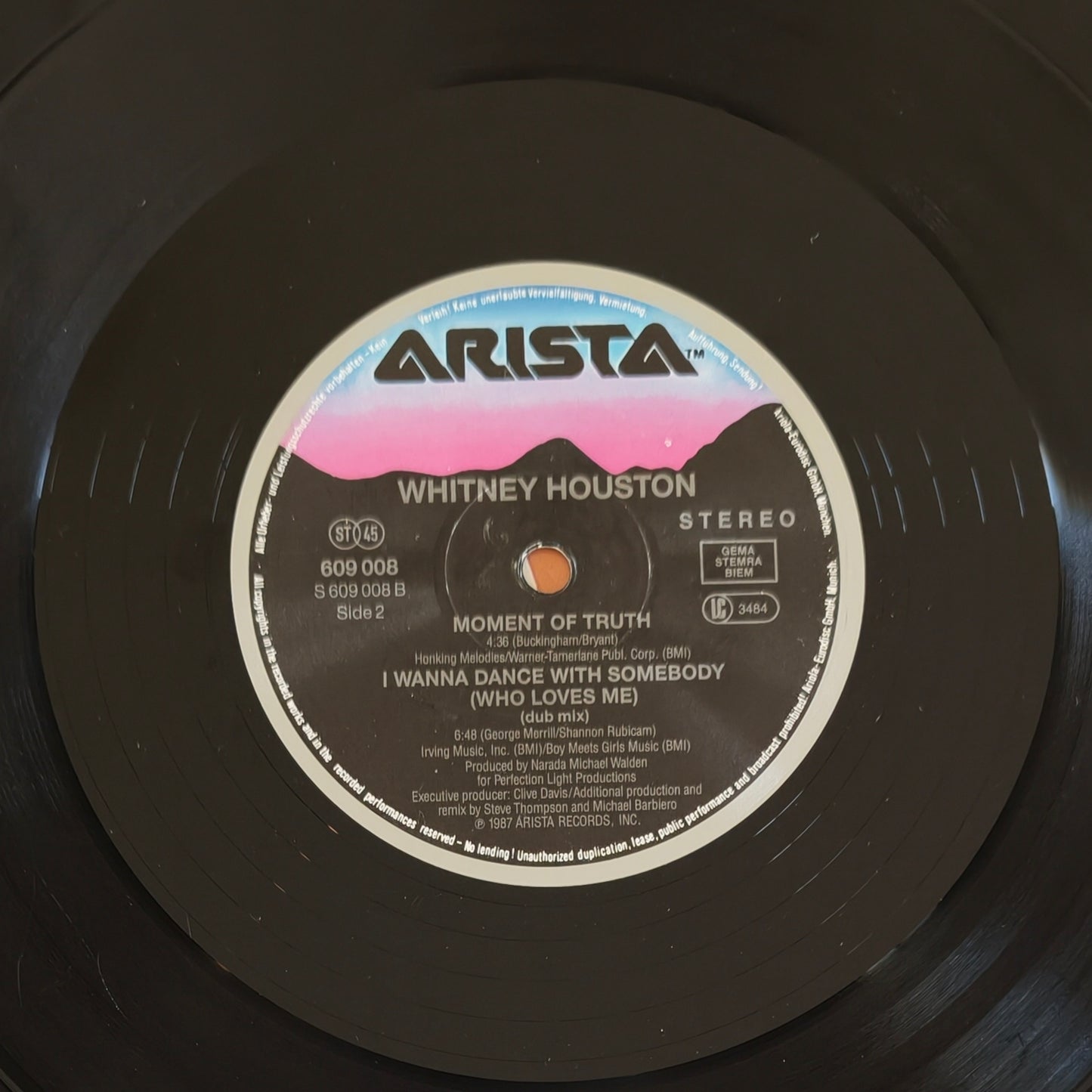 WHITNEY HOUSTON - I Wanna Dance With Somebody (Who Loves Me)