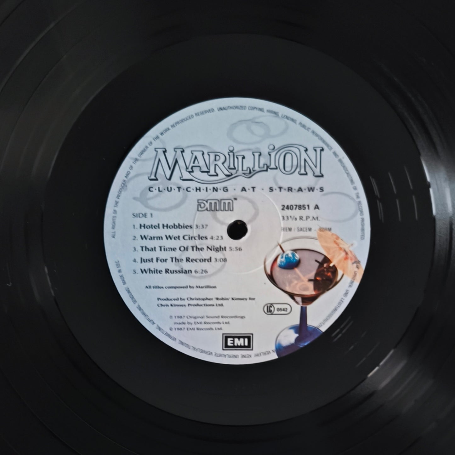 MARILLION - Clutching At Straws
