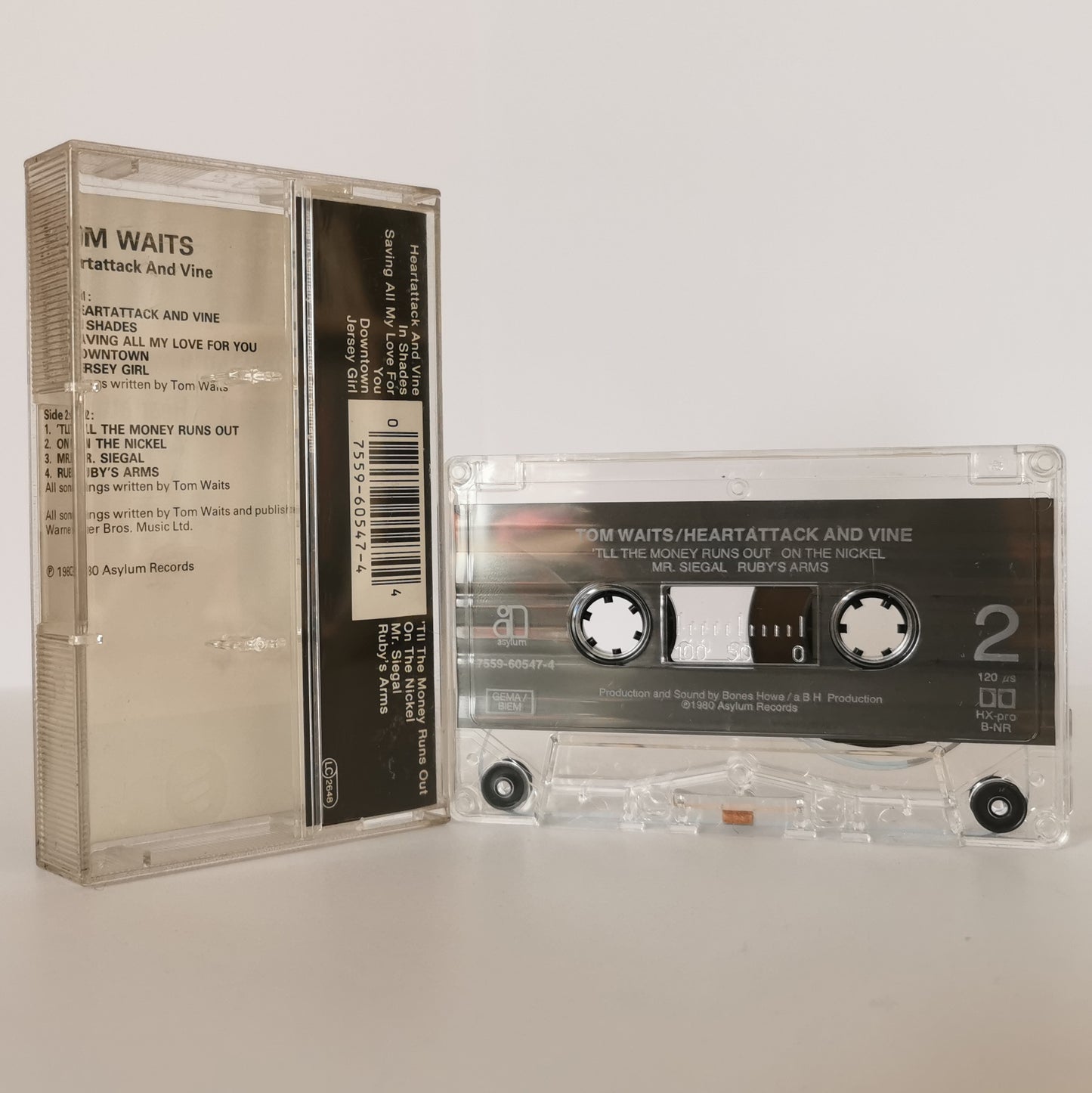 TOM WAITS - Heartattacks and vine