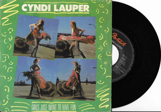 CYNDI LAUPER - Girls Just Want To Have Fun