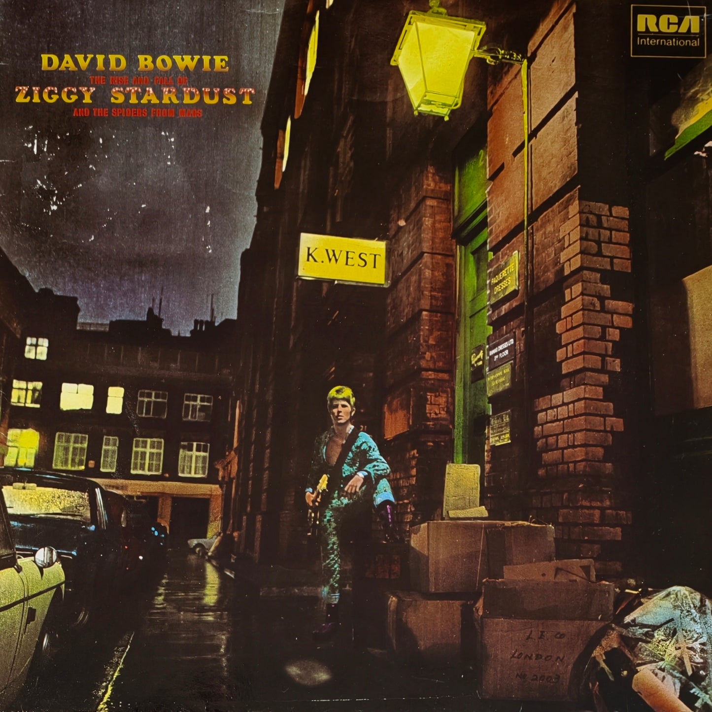 DAVID BOWIE - The Rise And Fall Of Ziggy Stardust And The Spiders From Mars