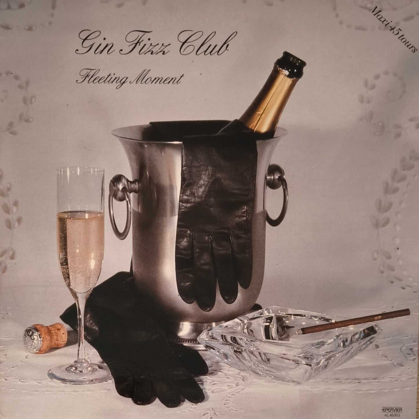 FLEETING MOMENT - Gin Fizz Club