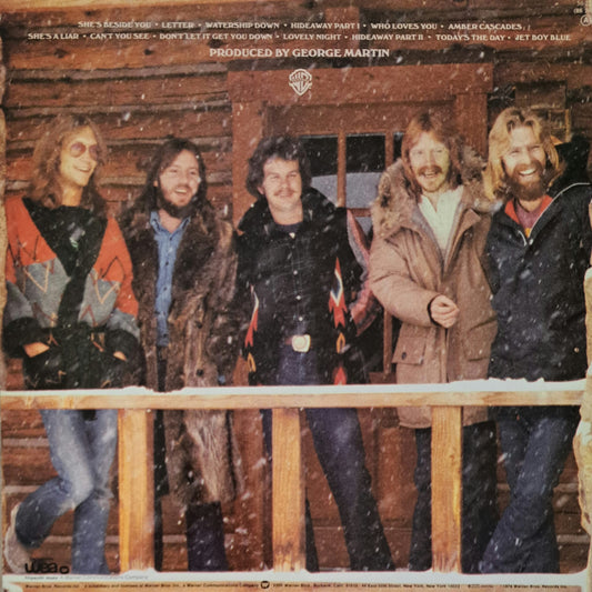 AMERICA - Hideaway