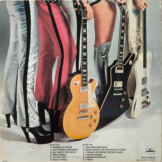 THE RUNAWAYS - Live In Japan