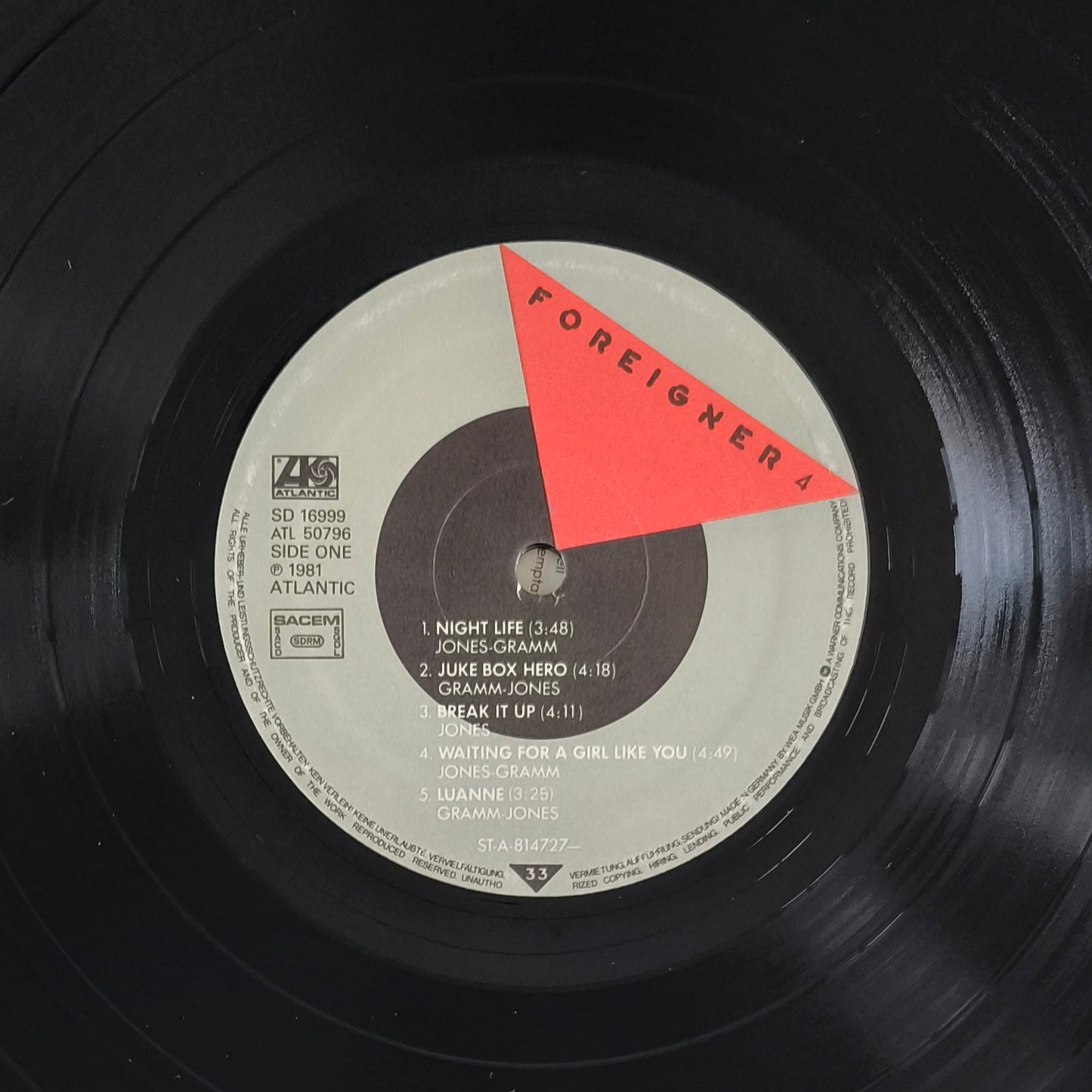 FOREIGNER - 4