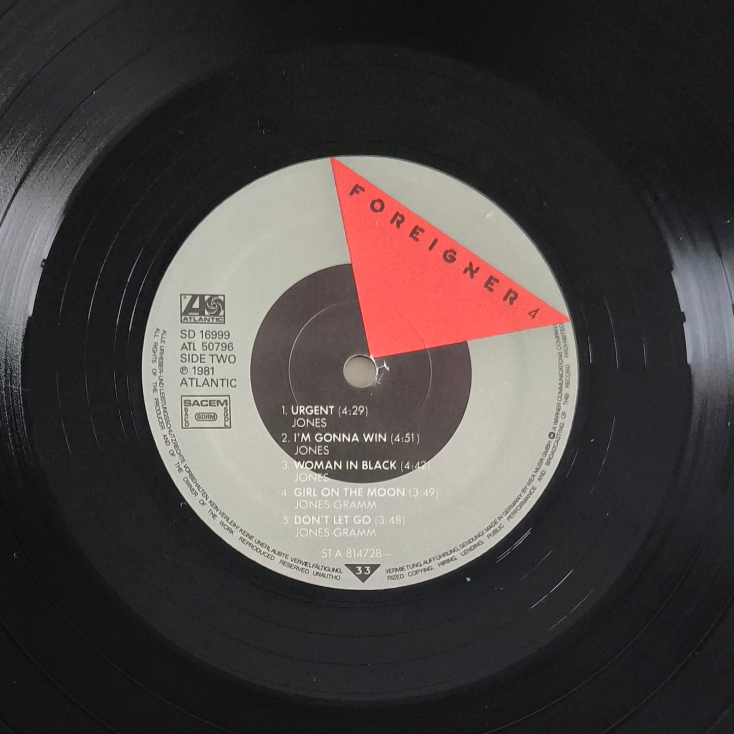 FOREIGNER - 4