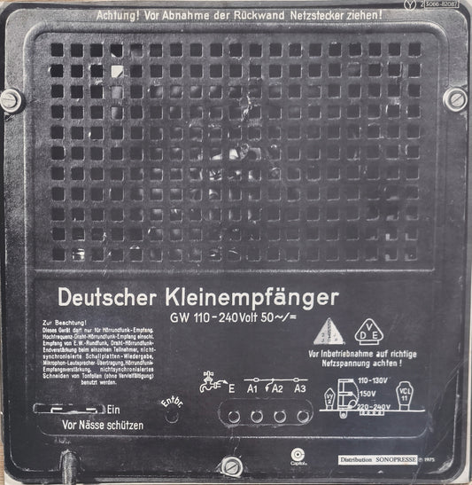 KRAFTWERK - Radio-Activity