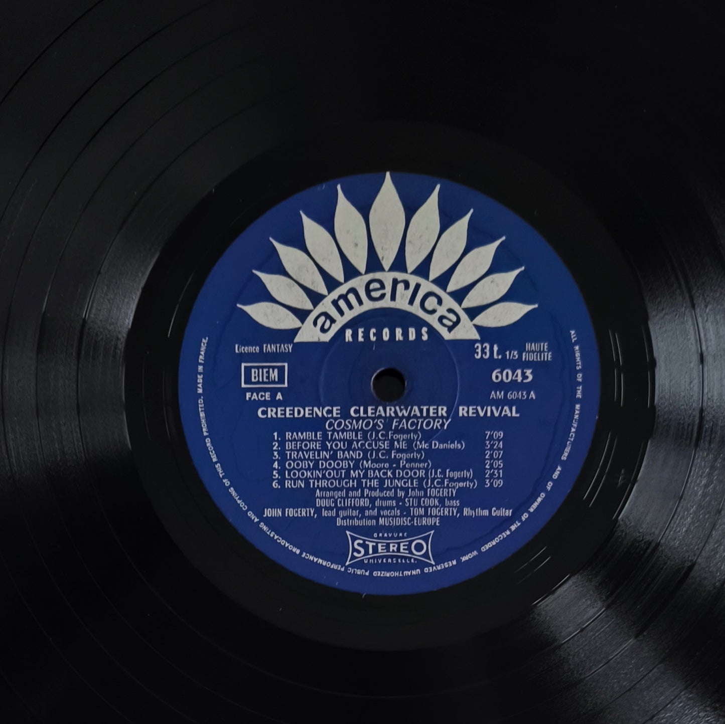 CREEDENCE CLEARWATER - Cosmo's Factory