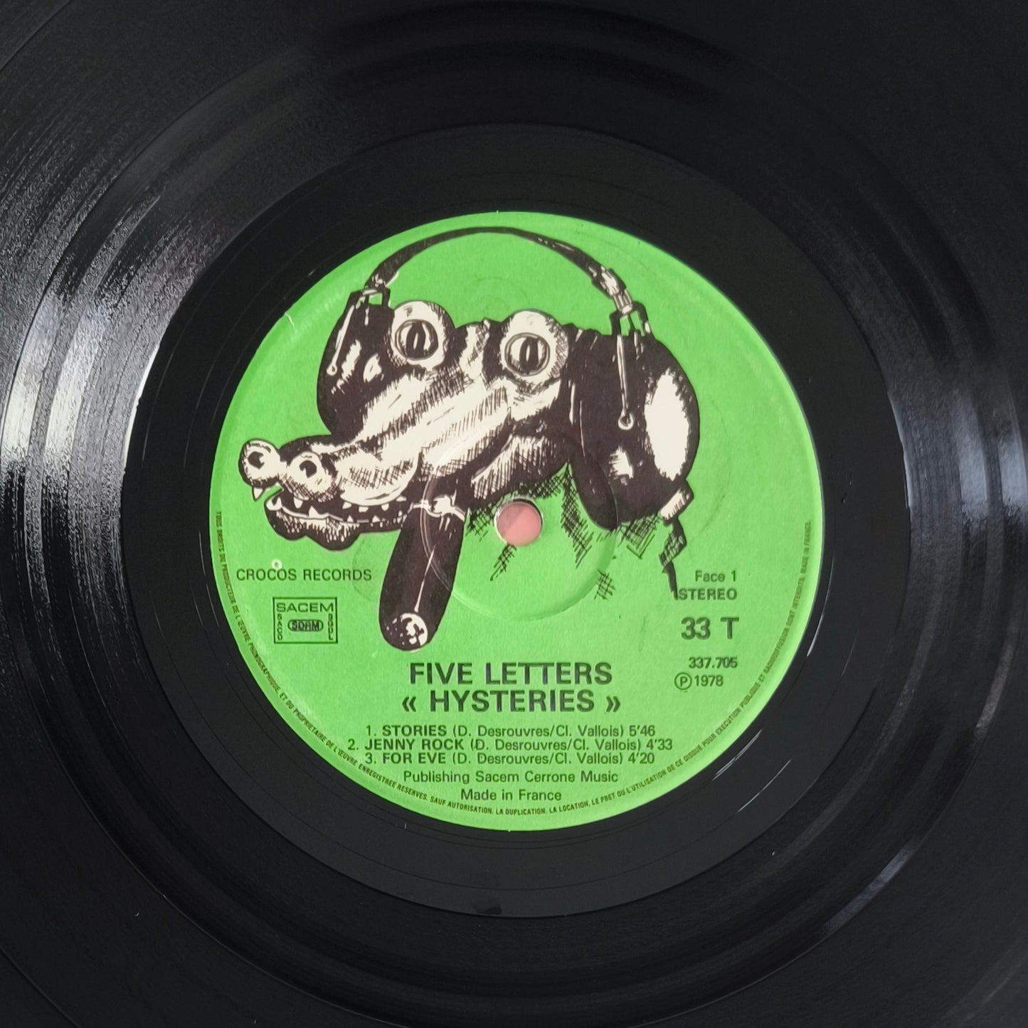 FIVE LETTERS - Hysteries