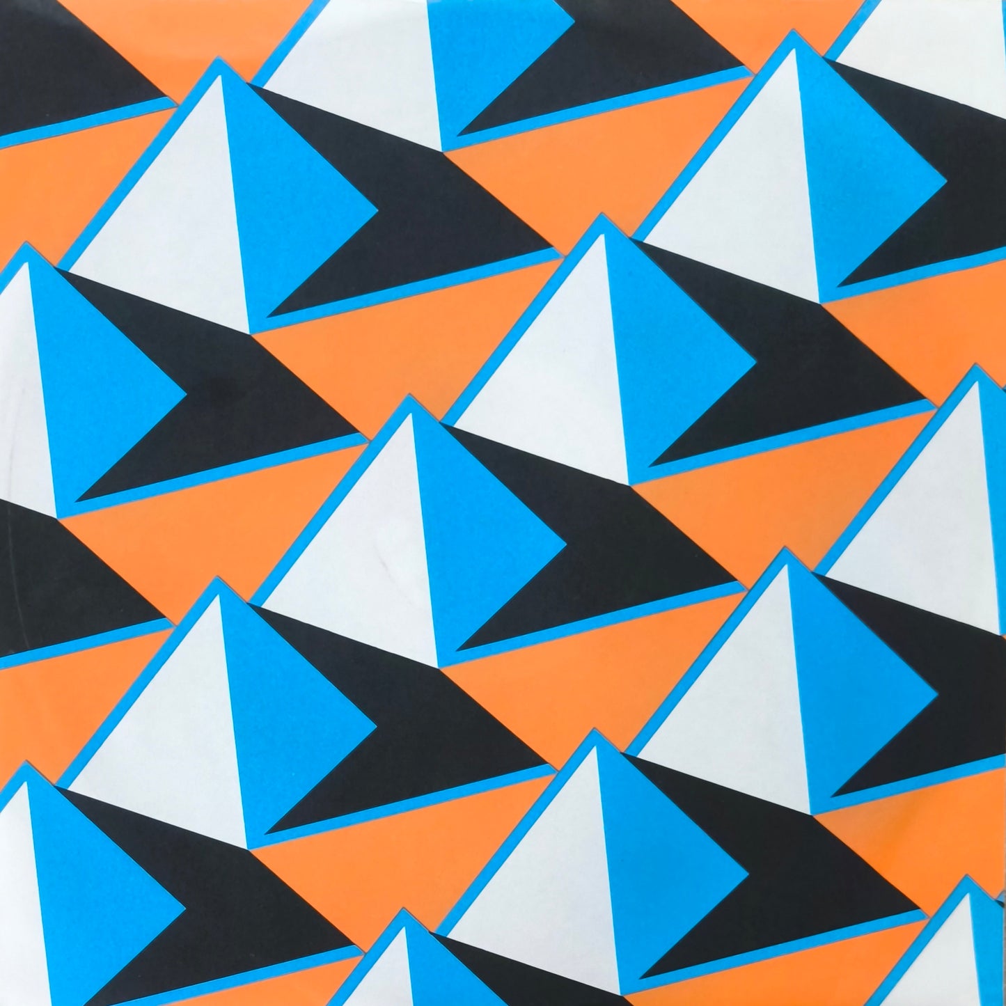 EARTH, WIND & FIRE - Spirit