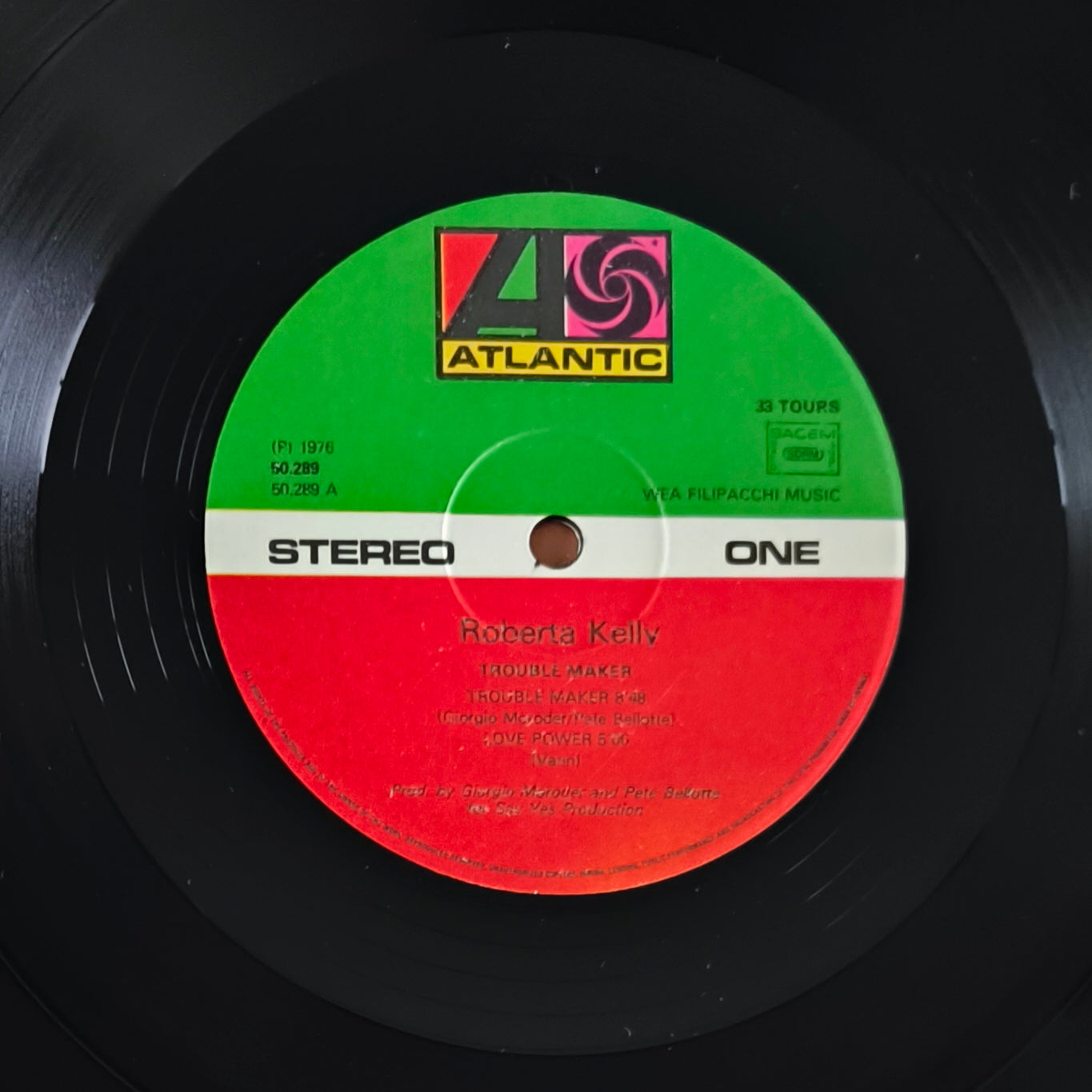 ROBERTA KELLY - Trouble Maker
