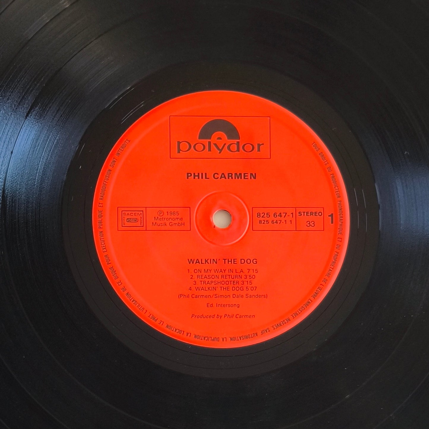 PHIL CARMEN - Walkin' The Dog