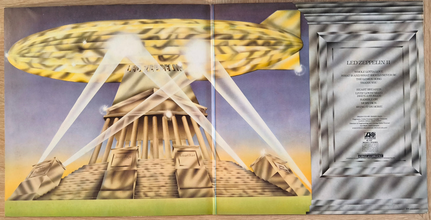 LED ZEPPELIN - Led Zeppelin II