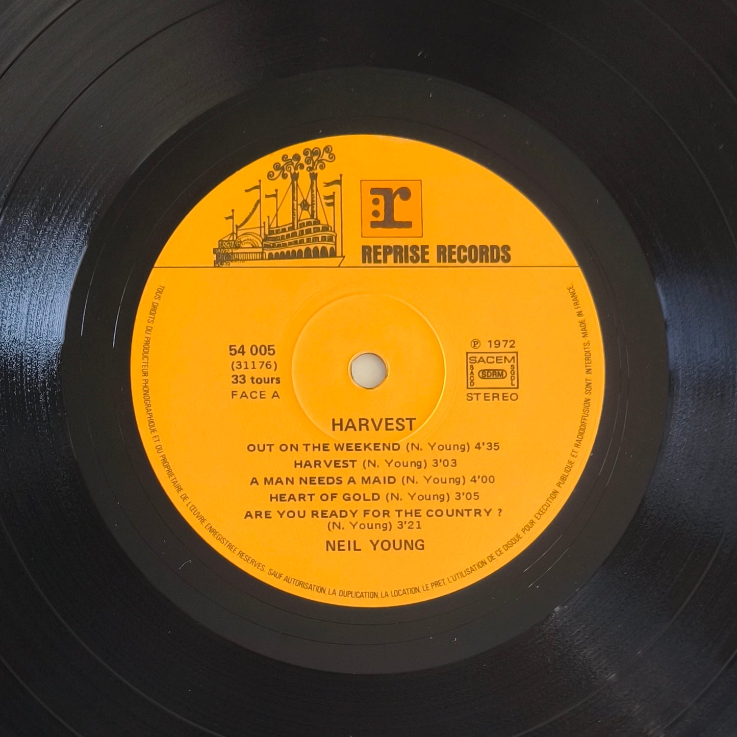 NEIL YOUNG - Harvest