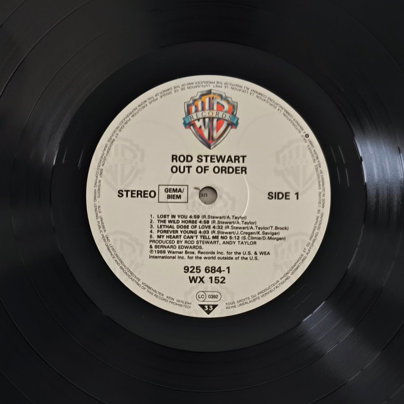 ROD STEWART - Out Of Order