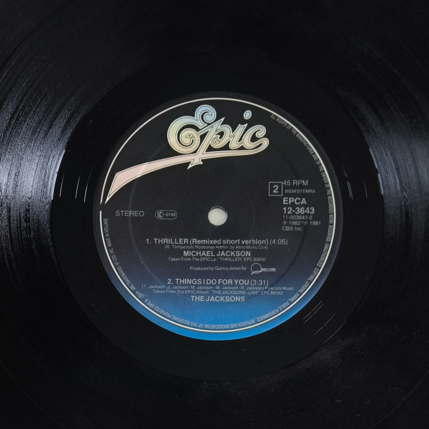 MICHAEL JACKSON - Thriller