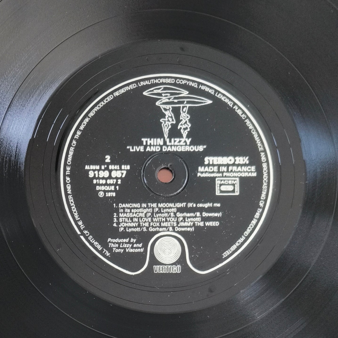 THIN LIZZY - Live And Dangerous