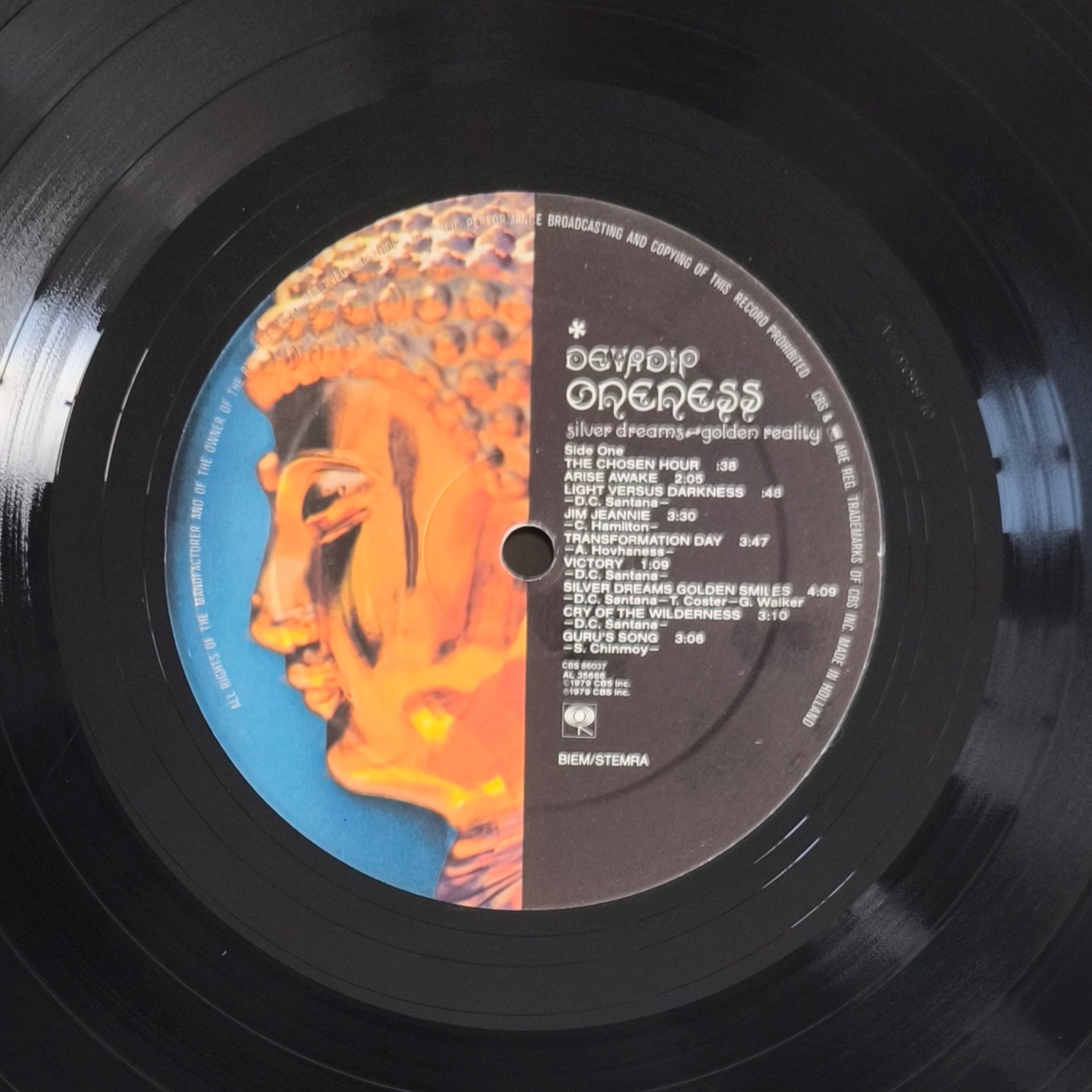 DEVADIP CARLOS SANTANA - Oneness (Silver Dreams - Golden Reality)