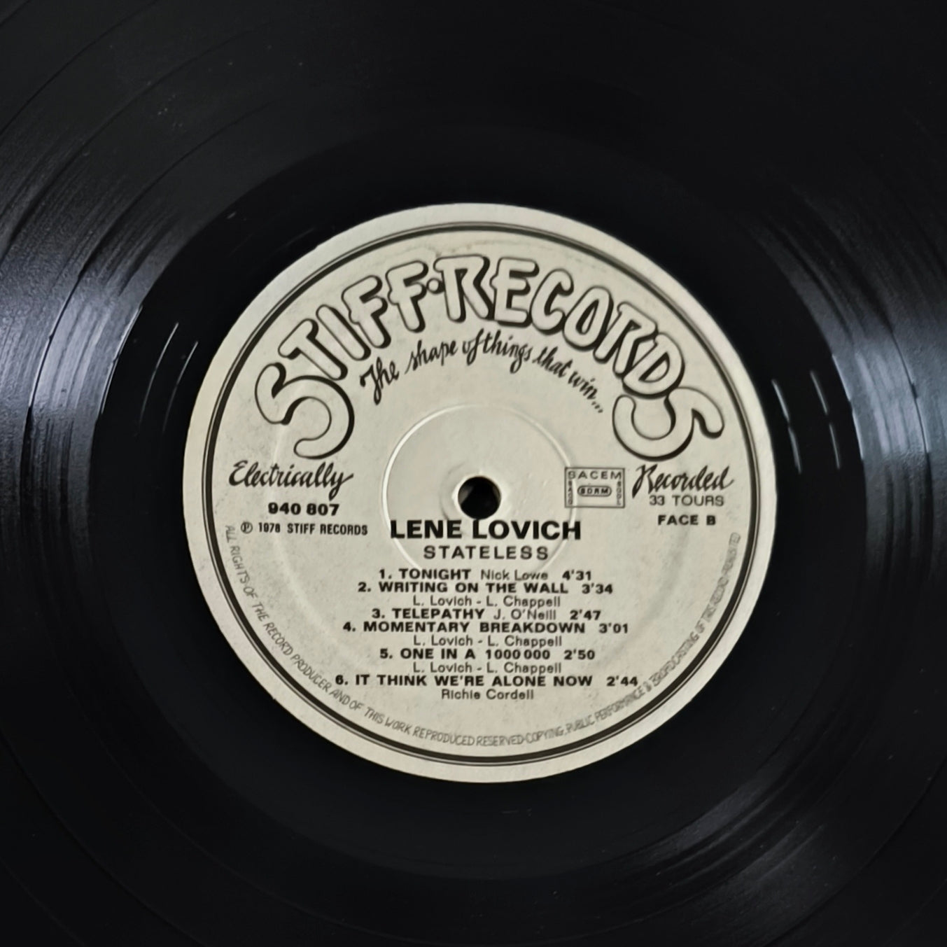 LENE LOVICH - Stateless